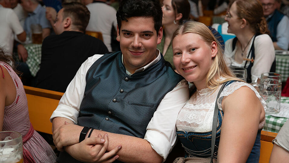 Echte Blasmusikfans lie&szlig;en sich auch den zweiten Auftritt in Folge am Dienstagabend nicht entgehen.