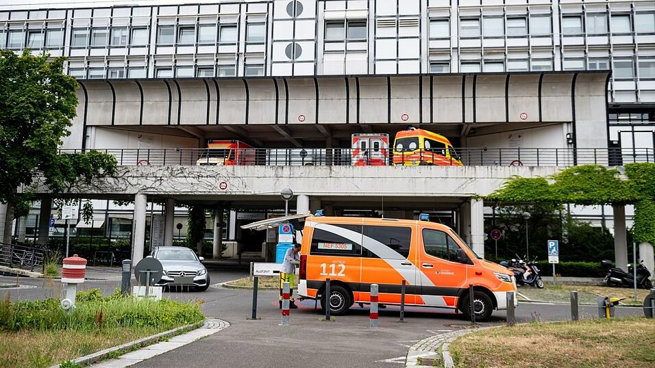 Nach dem Tod eines Patienten in einer Berliner Klinik ermittelt eine Mordkommission.