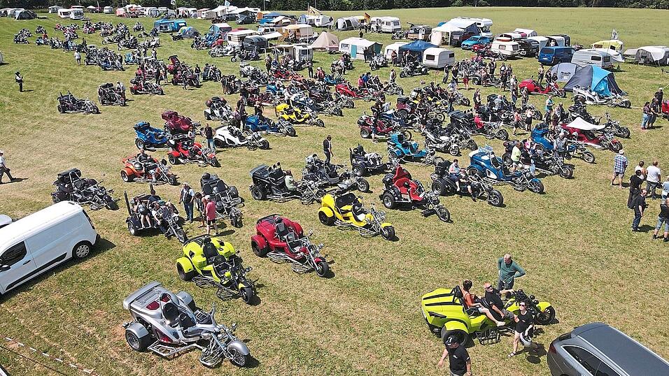 Volle Wiese beim MSC Wolnzach: Das Trike-Treffen am Wochenende war wieder mal ein voller Erfolg. Zwei Jahre lang hat es nicht stattfinden können. Volle Wiese beim MSC Wolnzach: Das Trike-Treffen am Wochenende war wieder mal ein voller Erfolg. Zwei Jahre lang hat es nicht stattfinden können.