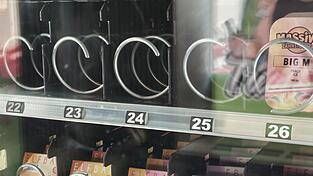 Leere F&auml;cher findet man jetzt im Geisenhausener E-Kiosk, wo vor der Anzeige noch Siberia zum Verkauf stand.