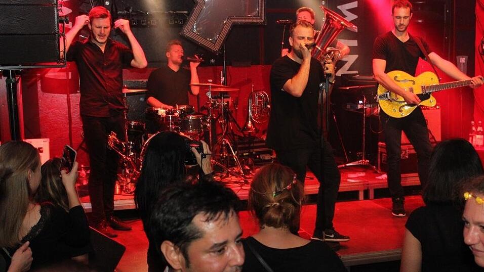 Im Landshuter Rocket Club wurde an diesem Freitag zu Live-Musik gefeiert.