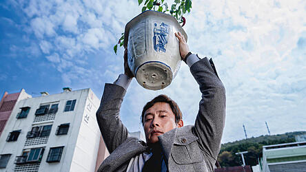 Man-su braucht dringend einen Job.