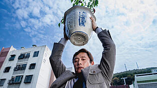 Man-su braucht dringend einen Job.