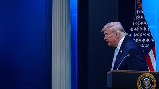 Es gibt nach wie vor zentrale Probleme im Iran-Krieg, an deren Lösung Trump sich nun messen lassen muss. (Archivbild) Es gibt nach wie vor zentrale Probleme im Iran-Krieg, an deren Lösung Trump sich nun messen lassen muss. (Archivbild)