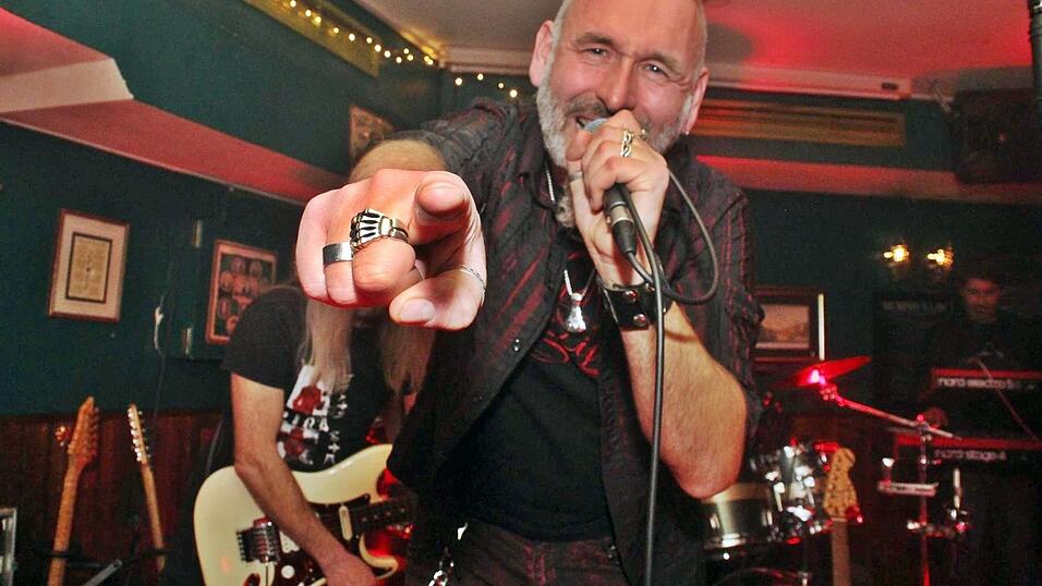 Im Irish Pub sorgten Rockness für beste Laune.