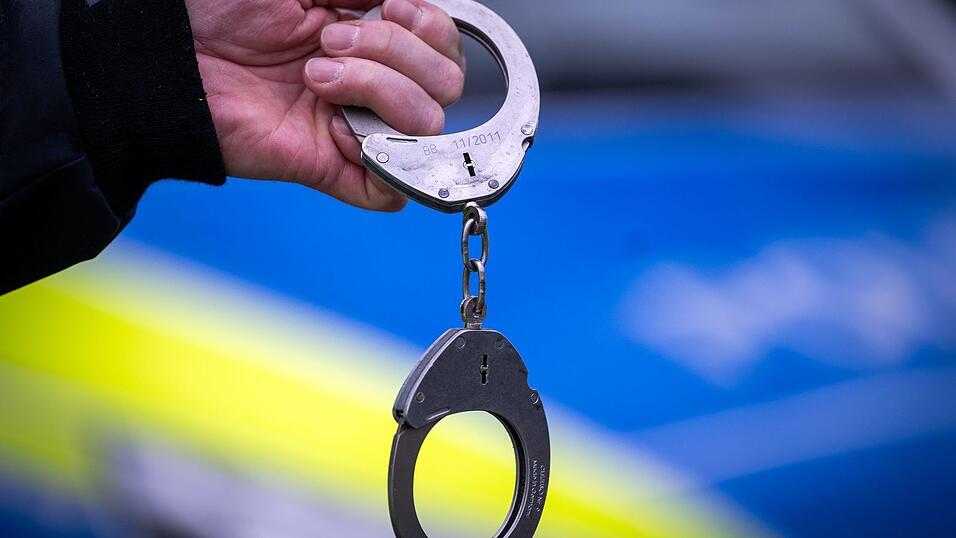 Die Polizei nahm den Tatverd&auml;chtigen am Samstag fest. (Symbolbild)