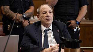 Ex-Filmmogul Harvey Weinstein bei einem Prozess in New York im Mai 2025.