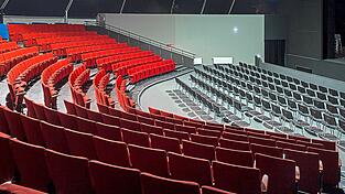 Das Landshuter Theaterzeltbleibt auch erst einmal leer. Bis 19. April sind alle Auff&uuml;hrungen abgesagt.