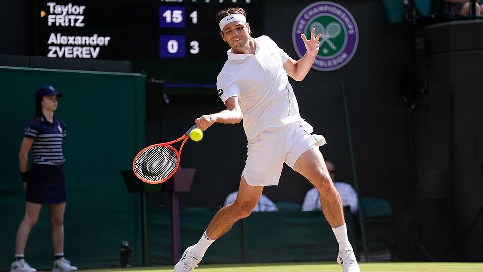 Taylor Fritz hatte zuvor sieben Mal nacheinander gegen Alexander Zverev gewonnen. Taylor Fritz hatte zuvor sieben Mal nacheinander gegen Alexander Zverev gewonnen.