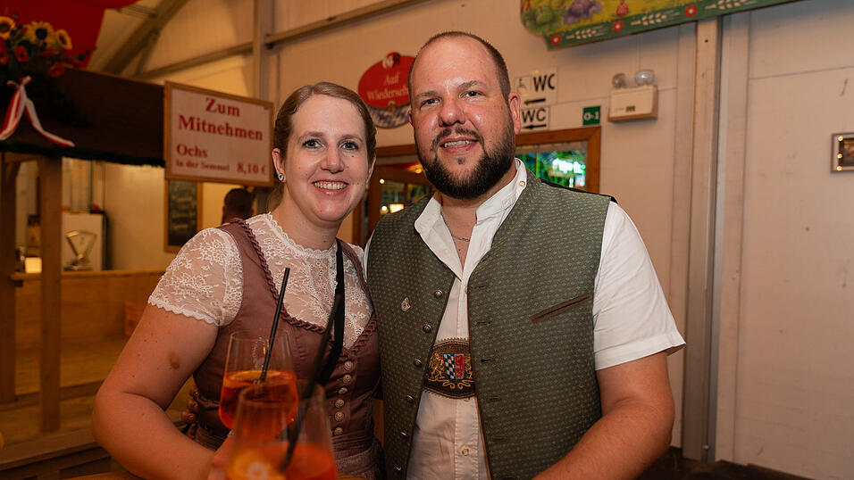 Die Partybilder vom Sonntag, 20. August 2023, aus dem Festzelt Greindl. Die Partybilder vom Sonntag, 20. August 2023, aus dem Festzelt Greindl.