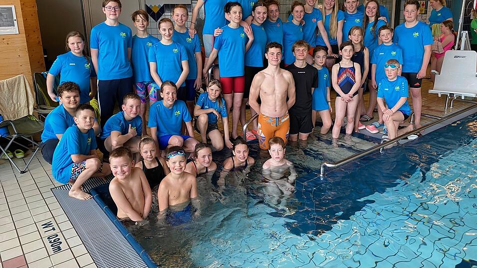 Die Schwimmer des SV Hengersberg im Arnbrucker Panoramabad Die Schwimmer des SV Hengersberg im Arnbrucker Panoramabad