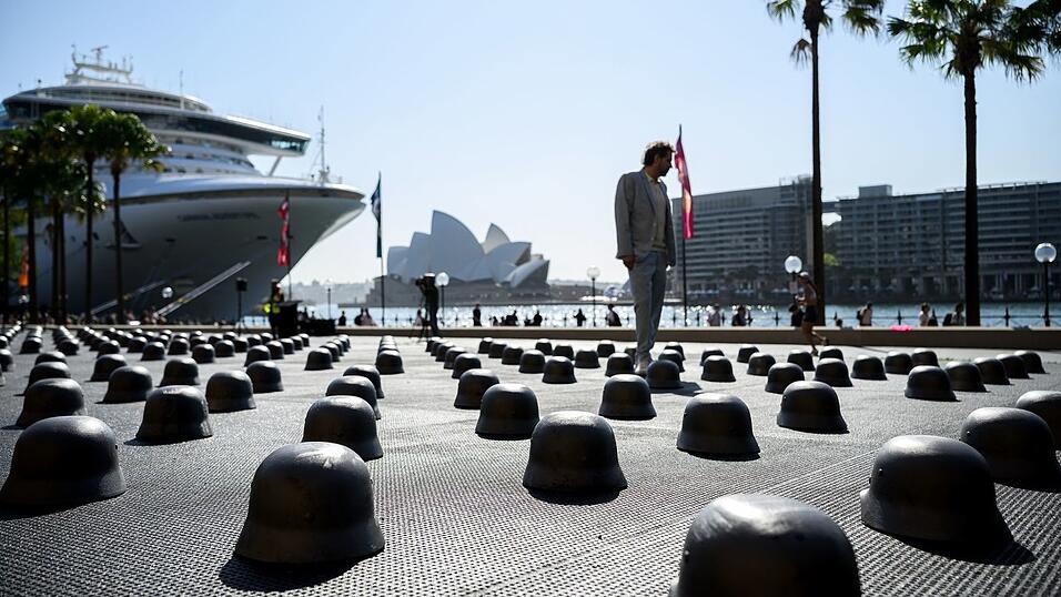 Die Installation «Mushrooms» steht direkt am Hafen von Sydney. Die Installation «Mushrooms» steht direkt am Hafen von Sydney.