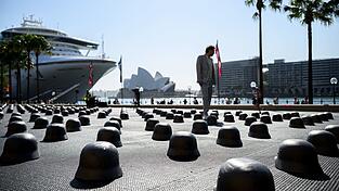 Die Installation «Mushrooms» steht direkt am Hafen von Sydney. Die Installation «Mushrooms» steht direkt am Hafen von Sydney.