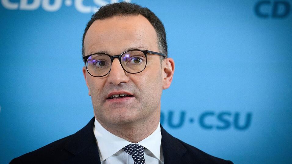 Aus dem Umfeld des Unionsfraktionschefs heißt es: «Jens Spahn leitet grundsätzlich aus seinem Privatleben keine politischen Forderungen ab.» (Archivbild) Aus dem Umfeld des Unionsfraktionschefs heißt es: «Jens Spahn leitet grundsätzlich aus seinem Privatleben keine politischen Forderungen ab.» (Archivbild)