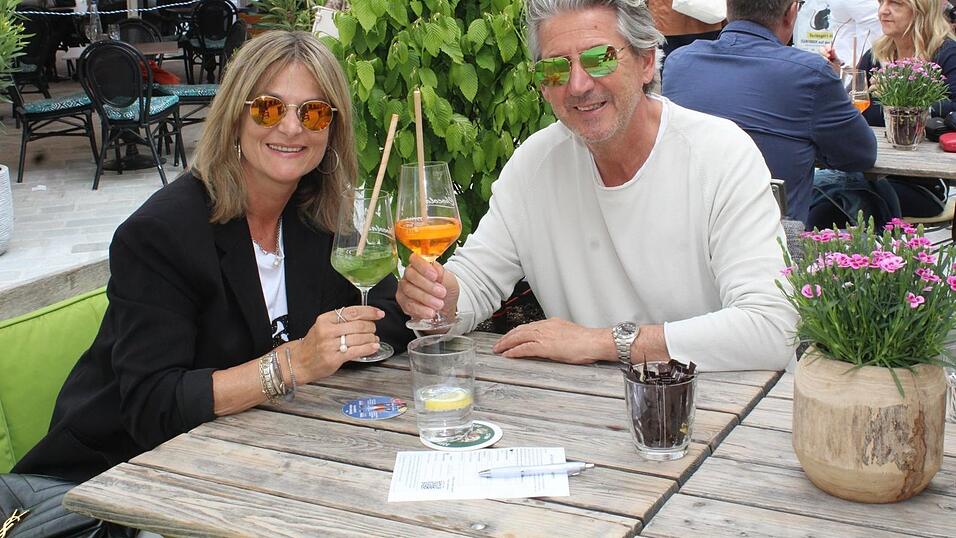 Die Landshuter genießen die neuen Freiheiten und das gute Wetter. Die Landshuter genießen die neuen Freiheiten und das gute Wetter.