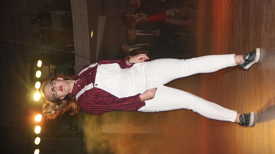 Die Bilder vom Abschlussball der Tanzschule Seidel in der Fraunhofer-Halle am 28. November. Die Bilder vom Abschlussball der Tanzschule Seidel in der Fraunhofer-Halle am 28. November.