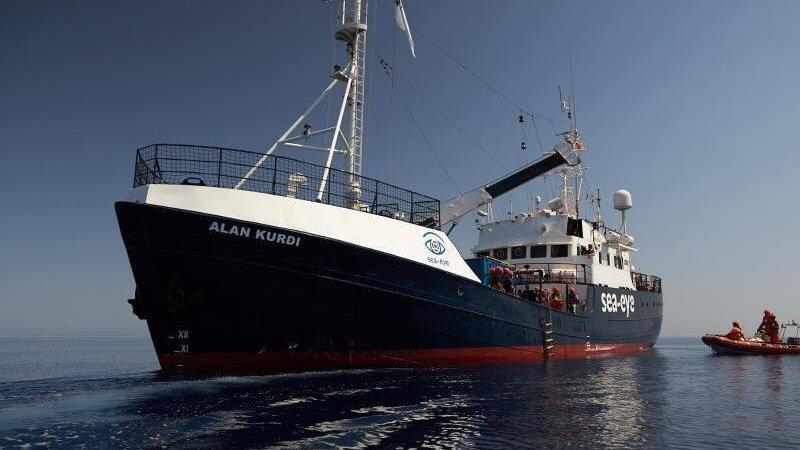 Das Seenotrettungsschiff 'Alan Kurdi' Ende Juni im Mittelmeer.