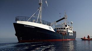 Das Seenotrettungsschiff 'Alan Kurdi' Ende Juni im Mittelmeer.