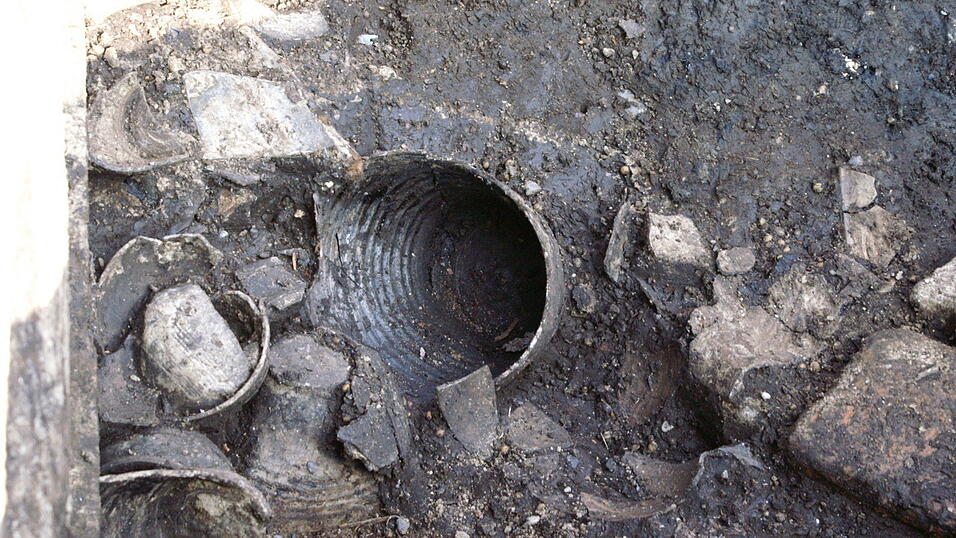 Aufregende Funde machten die Arch&auml;ologen am Kollerparkplatz. (Fotos: r&uuml;d)