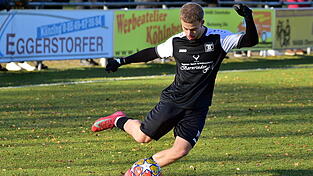 Deggendorfs Torj&auml;ger Matthias Mittig blieb in Oberdiendorf ohne Torerfolg und auch daher mussten sich die Gr&uuml;n-Wei&szlig;en mit einem 0:0 begn&uuml;gen.