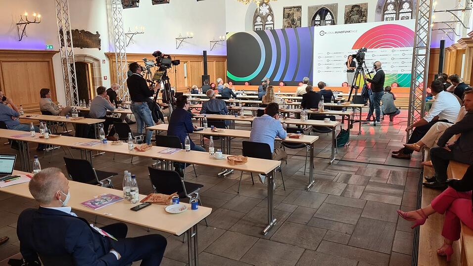 Niederbayern TV wurde in drei Kategorien mit dem Lokalfernsehpreis Telly ausgezeichnet.