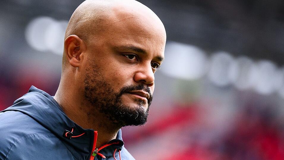 Vincent Kompany l&auml;sst sich nicht in die Karten schauen. (Archivbild)