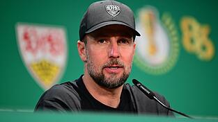 Stolz auf das Geleistete: VfB-Trainer Sebastian Hoeneß. Stolz auf das Geleistete: VfB-Trainer Sebastian Hoeneß.