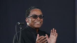 Die Jazz-Legende Herbie Hancock kommt im Sommer 2025 für zwei Konzerte nach Deutschland. (Archivbild) Die Jazz-Legende Herbie Hancock kommt im Sommer 2025 für zwei Konzerte nach Deutschland. (Archivbild)