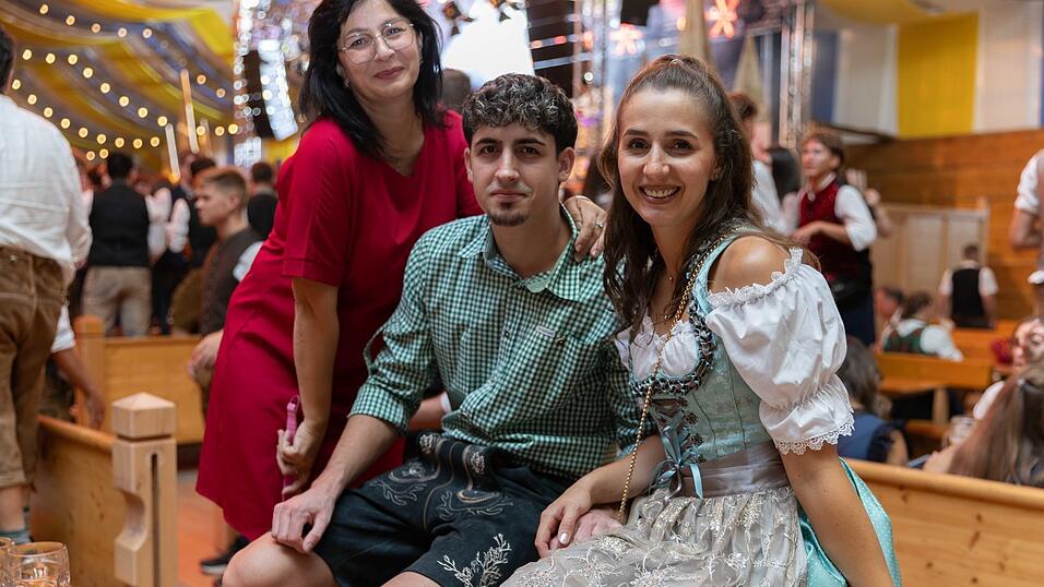 Die Partybilder vom Freitag, 7. August, aus dem Festzelt Reisinger. Die Partybilder vom Freitag, 7. August, aus dem Festzelt Reisinger.