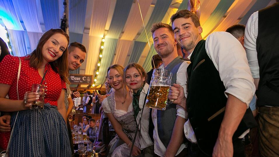Die Partybilder vom Freitag, 12. August 2022, aus dem Festzelt Wenisch.