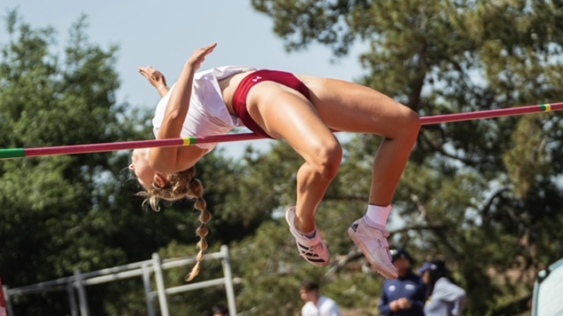 Auch Hochsprung geh&ouml;rt zu ihren Disziplinen im Siebenkampf.