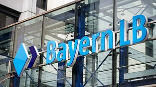 Die Sonderkonjunktur des Zinsanstiegs ist vorbei, das macht sich auch im Ergebnis der BayernLB bemerkbar. (Archivbild)