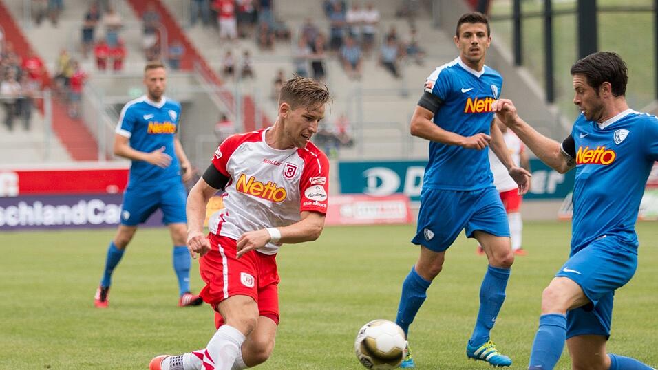 Der SSV Jahn spielt im letzten Test gegen Zweitligist VfL Bochum 2:2. Der SSV Jahn spielt im letzten Test gegen Zweitligist VfL Bochum 2:2.