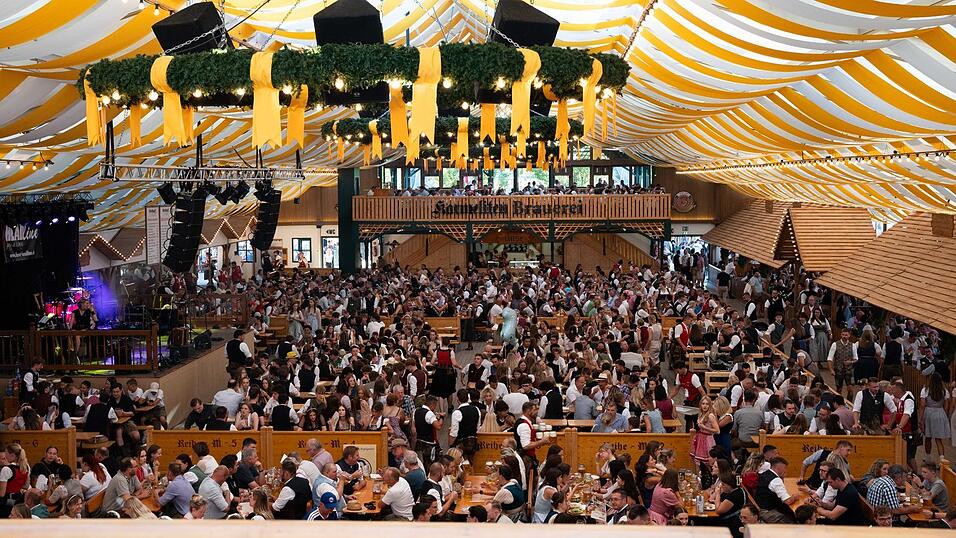 Die Partybilder vom Donnerstag, 13. August, aus dem Festzelt Nothaft.
