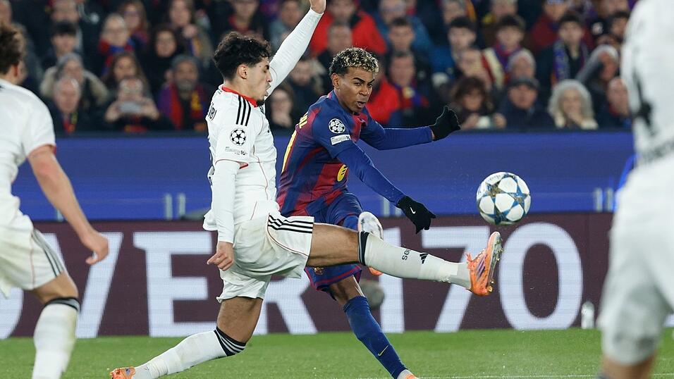 Eintracht Frankfurt hat sich für einen großen Kampf in Barcelona nicht belohnt. Eintracht Frankfurt hat sich für einen großen Kampf in Barcelona nicht belohnt.