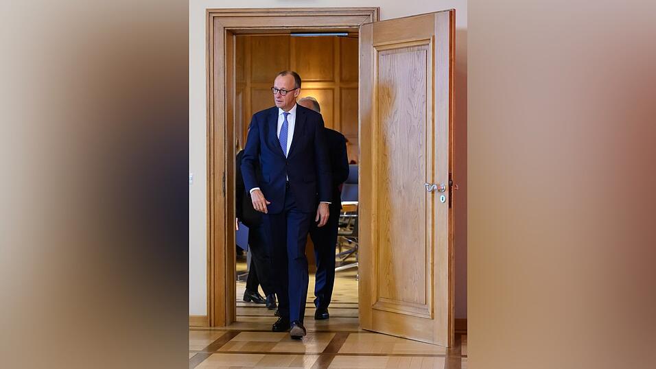 Bundeskanzler Friedrich Merz muss wohl weiter mit wackligen Mehrheiten vorlieb nehmen. (Archivbild) Bundeskanzler Friedrich Merz muss wohl weiter mit wackligen Mehrheiten vorlieb nehmen. (Archivbild)