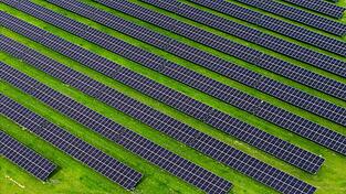 Mit dem Vorsto&szlig; will die EU-Kommission mehr Investitionen in die Energiewende erm&ouml;glichen. (Archivbild)