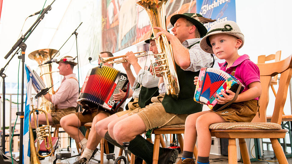 Impressionen vom Gäubodenvolksfest. Foto: Ulli Scharrer Impressionen vom Gäubodenvolksfest. Foto: Ulli Scharrer