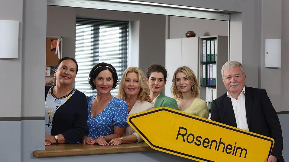 Ein Teil des Teams der ZDF-Serie «Rosenheim-Cops», die neue Staffel startet im Oktober. (Archivbild) Ein Teil des Teams der ZDF-Serie «Rosenheim-Cops», die neue Staffel startet im Oktober. (Archivbild)
