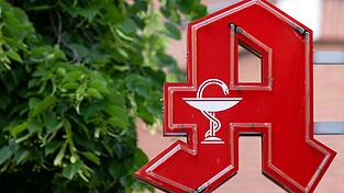 Viele Apotheken in Bayern bleiben aus Protest am Montag geschlossen. (Symbolbild) Viele Apotheken in Bayern bleiben aus Protest am Montag geschlossen. (Symbolbild)