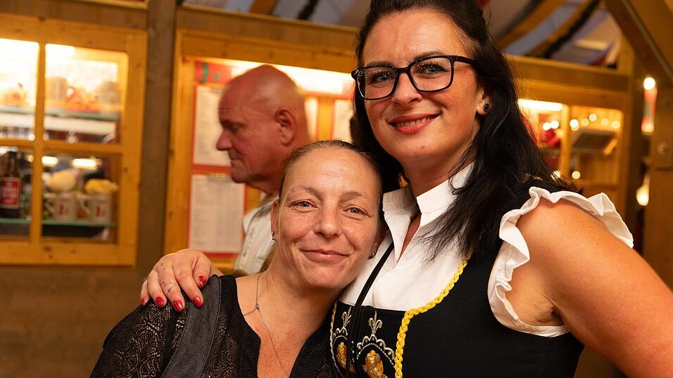 Die Partybilder vom Samstag, 8. August, aus dem Festzelt Krönner. Die Partybilder vom Samstag, 8. August, aus dem Festzelt Krönner.