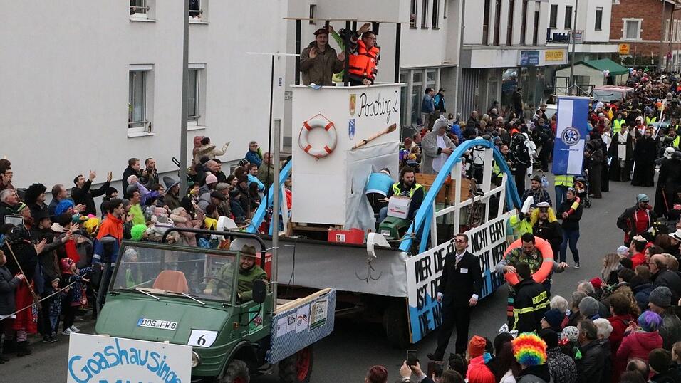 Die schönsten Bilder von den Faschingsumzügen in Bogen aus den vergangenen Jahren Die schönsten Bilder von den Faschingsumzügen in Bogen aus den vergangenen Jahren