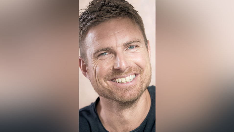 Der Münchner Schauspieler, Musiker und Autor Leo Reisinger kommt am Freitag, 24. April, zu einer Lesung nach Wiesent. Der Münchner Schauspieler, Musiker und Autor Leo Reisinger kommt am Freitag, 24. April, zu einer Lesung nach Wiesent.