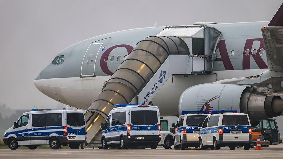 Katar hat nach Angaben der Bundesregierung für seine Hilfe bei den beiden Abschiebungen nach Kabul keine direkte Gegenleistung erhalten. (Archivbild)