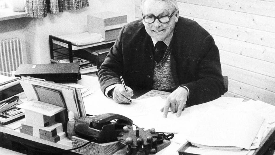 Flei&szlig;ig am Schreibtisch. So kannten ihn die meisten seiner Mitb&uuml;rger.