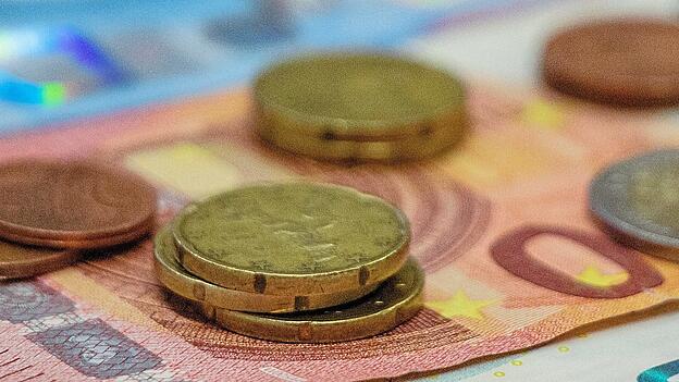 Nicht die Menge, sondern die Verteilung der finanziellen Mittel ist Streitpunkt in Berlin. Nicht die Menge, sondern die Verteilung der finanziellen Mittel ist Streitpunkt in Berlin.