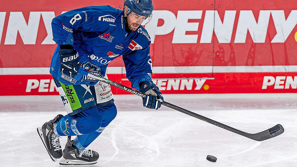 Bringt die Tigers mit seinem Doppelschlag in Budweis früh auf die Siegerstraße: Abwehr-Neuzugang Zac Leslie. Am Ende gewinnen die Straubinger bei der Generalprobe für die DEL-Saison beim tschechischen Erstligisten klar mit 7:3. Bringt die Tigers mit seinem Doppelschlag in Budweis früh auf die Siegerstraße: Abwehr-Neuzugang Zac Leslie. Am Ende gewinnen die Straubinger bei der Generalprobe für die DEL-Saison beim tschechischen Erstligisten klar mit 7:3.