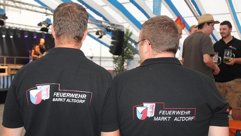 Zur Musik von Headless wurde ausgelassen gefeiert.