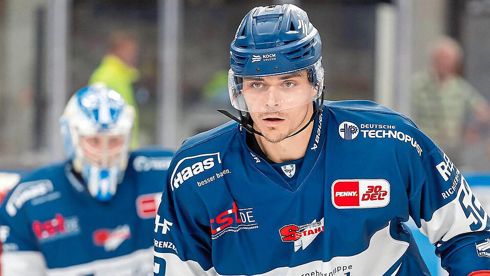 Tigers-Neuzugang Nicolas Mattinen trifft am Sonntag auf seinen Ex-Klub, die Adler aus Villach. Tigers-Neuzugang Nicolas Mattinen trifft am Sonntag auf seinen Ex-Klub, die Adler aus Villach.