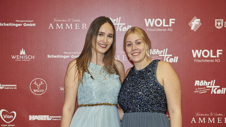 Die Metzgerzunft hat am Samstagabend in die Joseph-von-Fraunhofer-Halle eingeladen. Die Metzgerzunft hat am Samstagabend in die Joseph-von-Fraunhofer-Halle eingeladen.